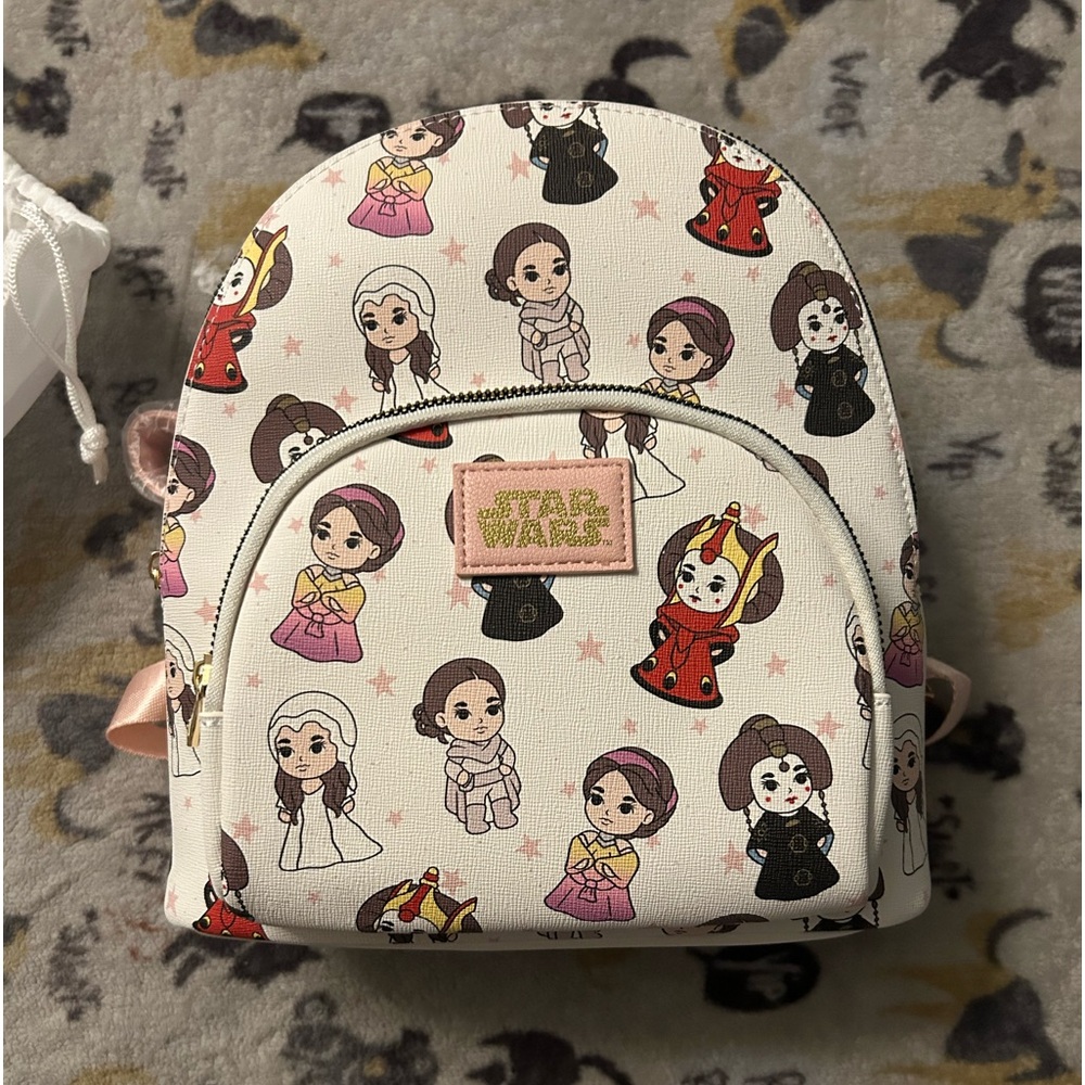 Brand new with tags bioworld Star Wars Padme mini backpack